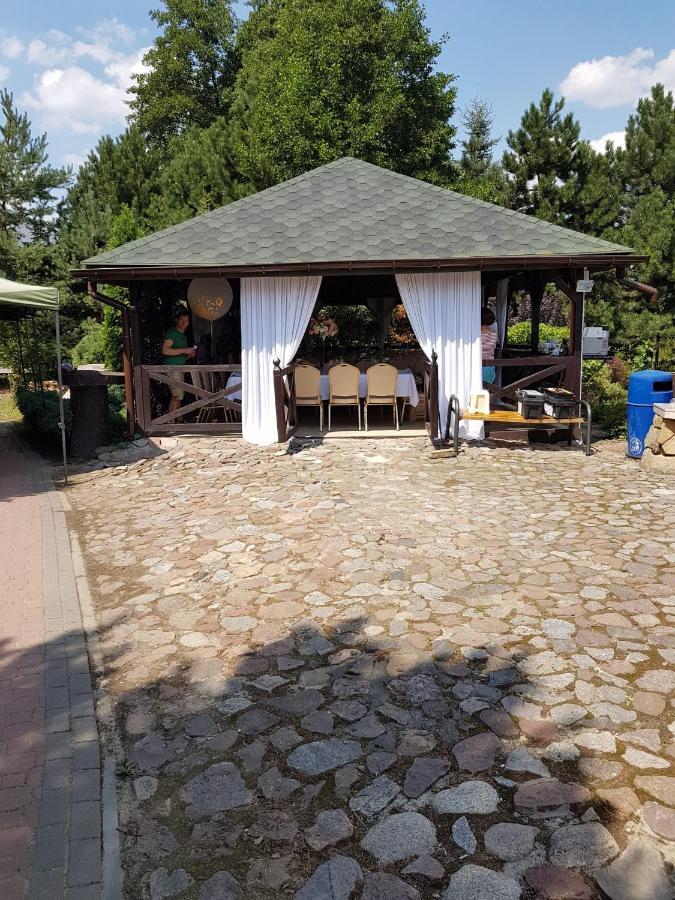 Albert Turystyczne Uslugi Hotelarskie Warsaw Ngoại thất bức ảnh